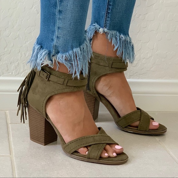 Urban Outfitters Shoes - NIB Olive Crisscross Vamp Fringe Block Heel Sandal